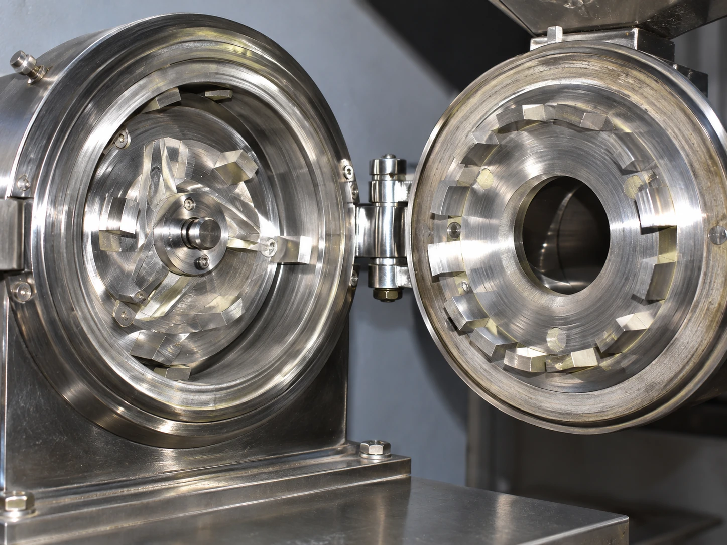Stainless steel disc milling machine