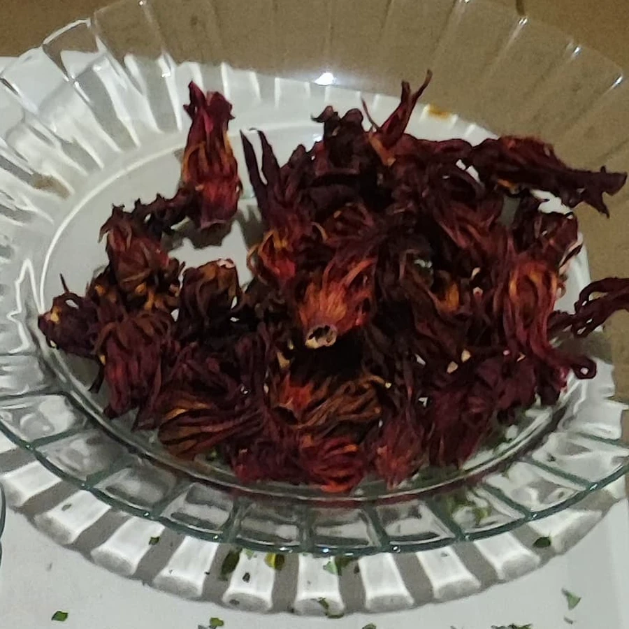 Selected dried roselle calyces laboratory sample